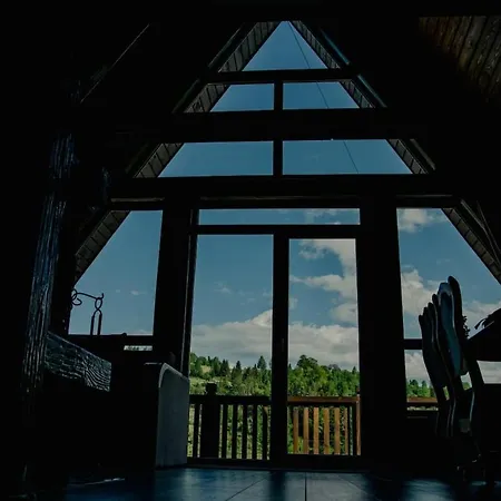 Feriehus A-frame Strimba