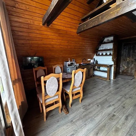 A-frame Strimba Verkhnyaya Rozhanka